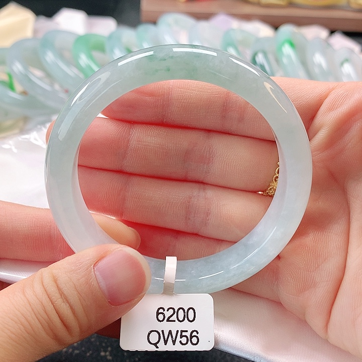 未镶嵌手镯翡翠缅甸A货翡翠手镯