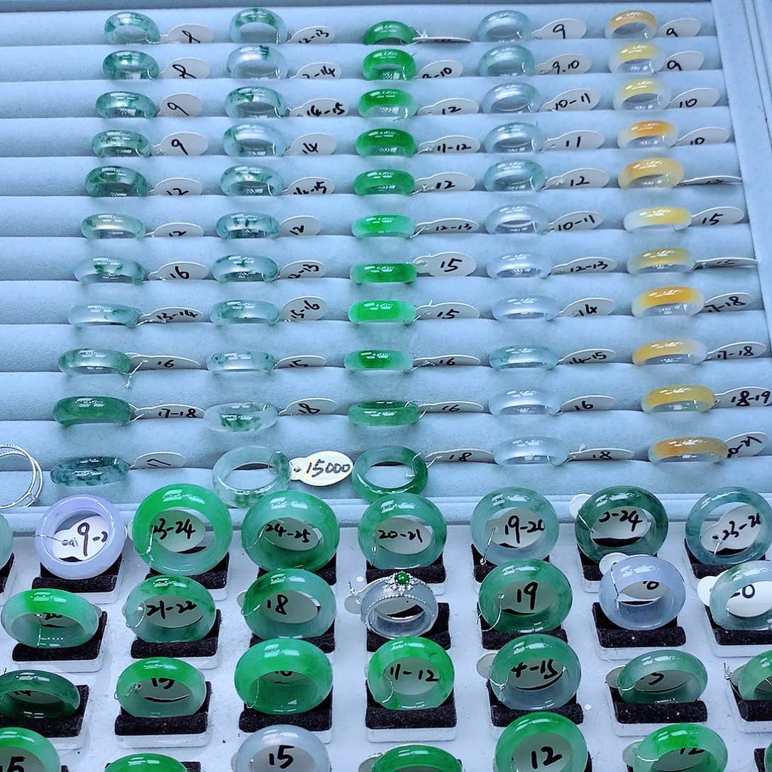 翡翠戒指未镶嵌翡翠