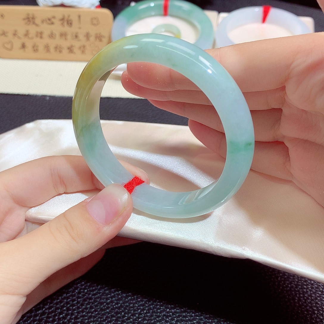 翡翠未镶嵌手镯1273