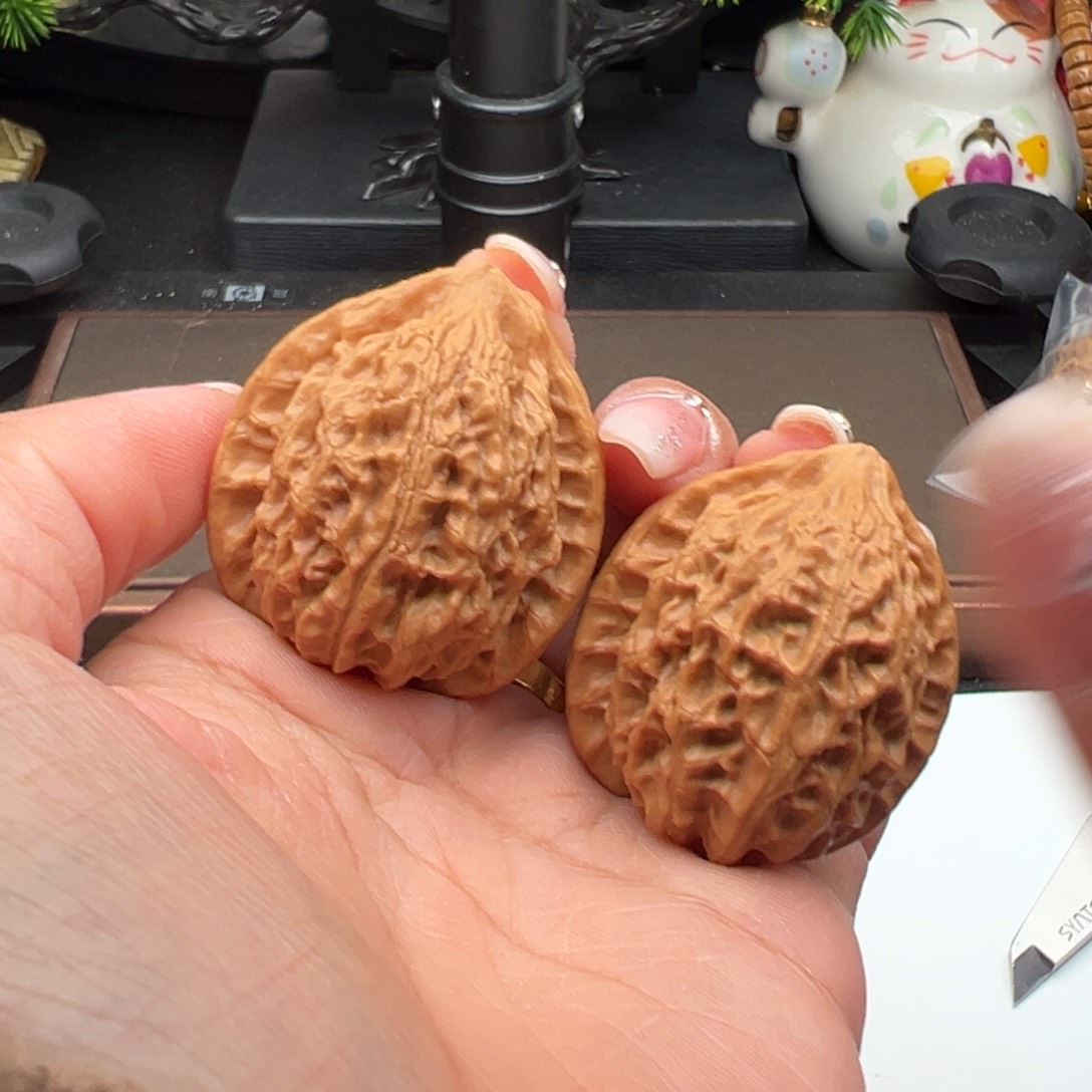 文玩核桃把件金牛36