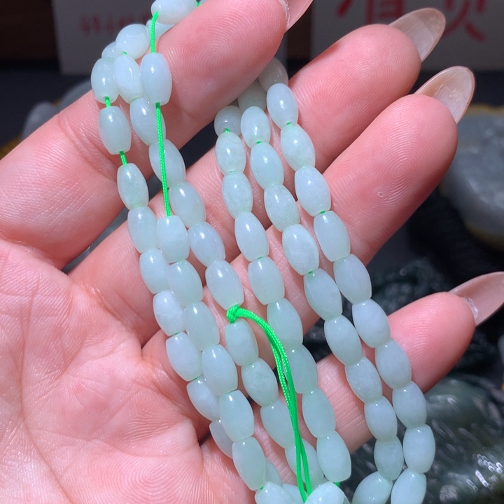 翡翠未镶嵌颈饰保真天然A货翡翠