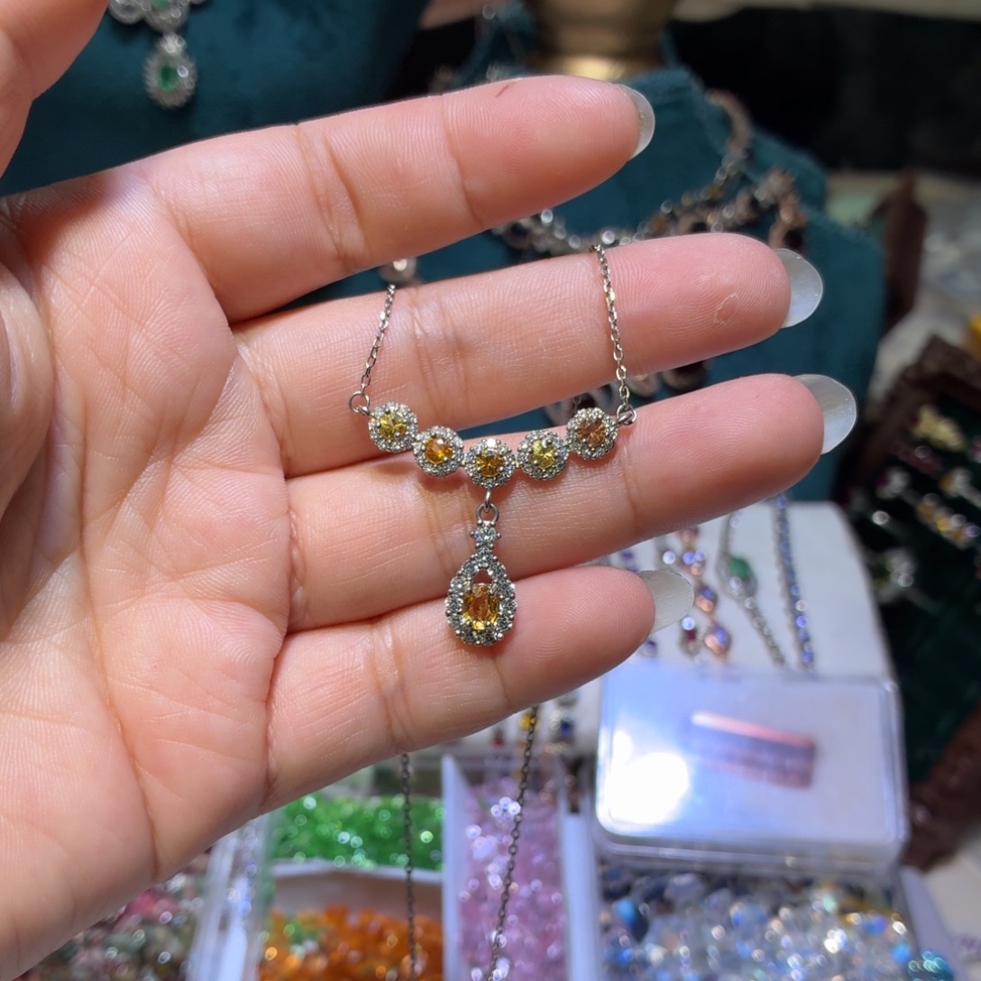 银S925镶嵌颈饰彩色蓝宝石