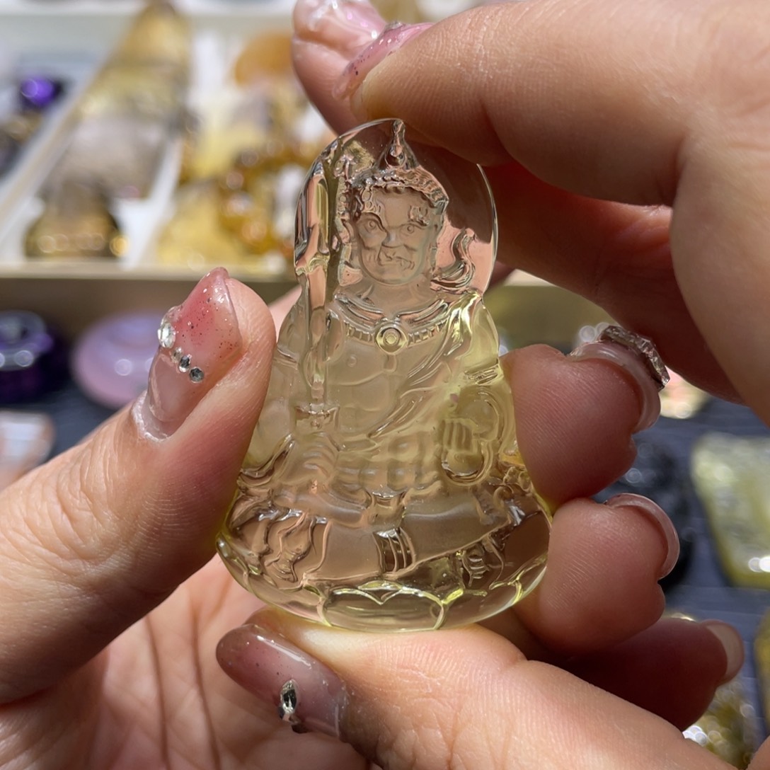 水晶颈饰未镶嵌定制