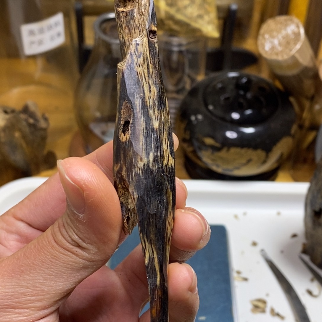 沉香高油香薰乌身9克