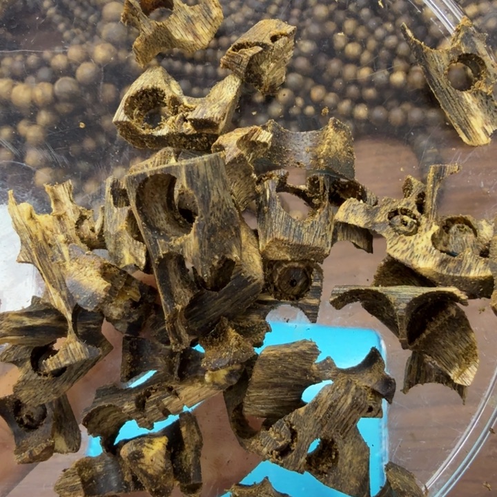 沉香沉香枕奇楠沉碎料花香蜜香甜香1