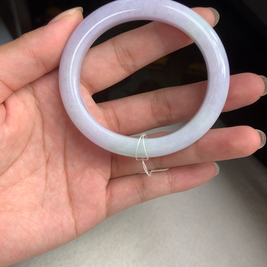 翡翠未镶嵌手镯菁****容48小时鉴赏期