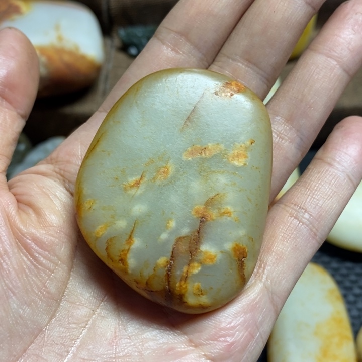 和田玉（糖玉）未镶嵌车挂