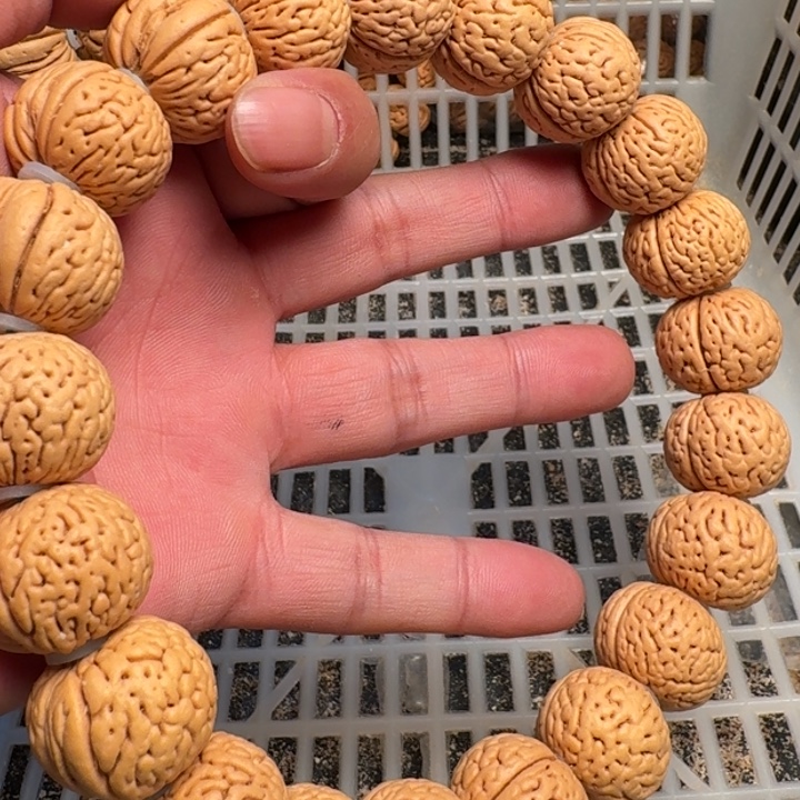 桃核吊坠白月光22mm手持22粒