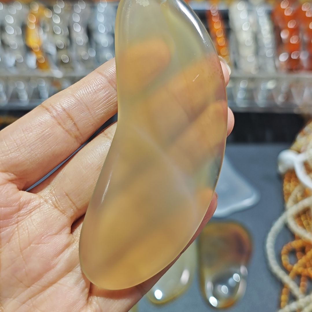 健***进玛瑙/玉髓未镶嵌手串