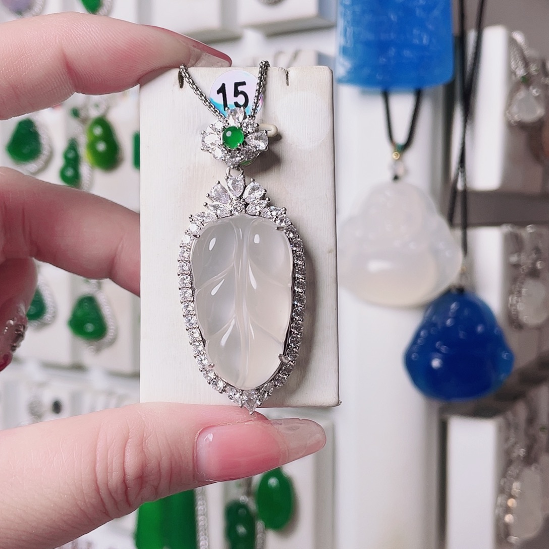 玛瑙/玉髓银S925镶嵌颈饰