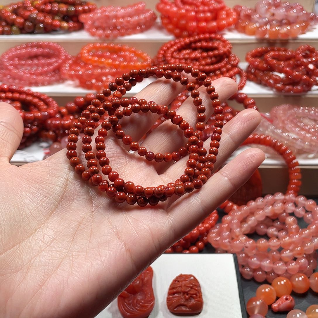 南红玛瑙未镶嵌手链