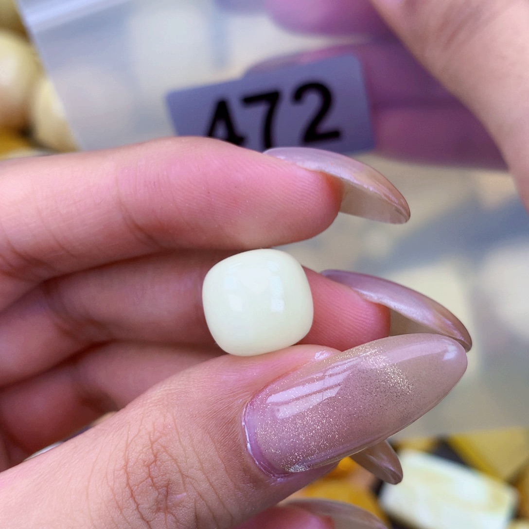 琥珀未镶嵌珠宝奇石12.5