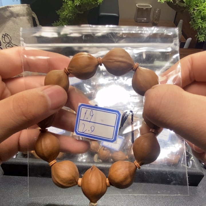 吊坠橄榄核梅林铁核