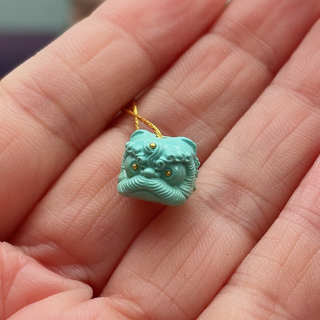 绿松石颈饰未镶嵌