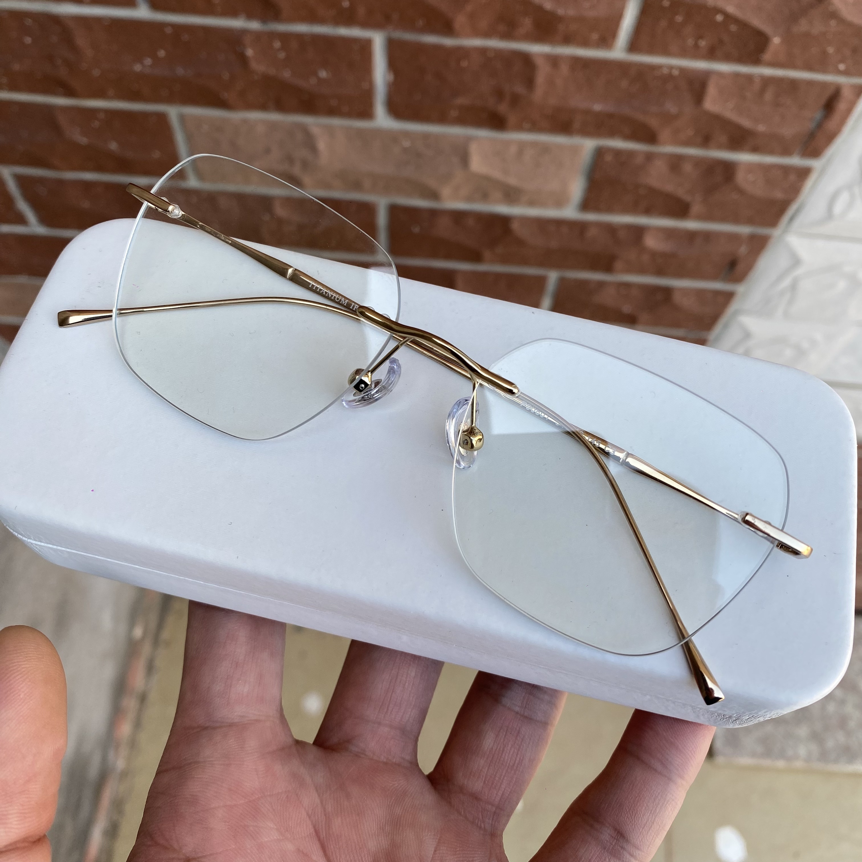 明星同款大框多边形无框纯钛镜框男可配高度数