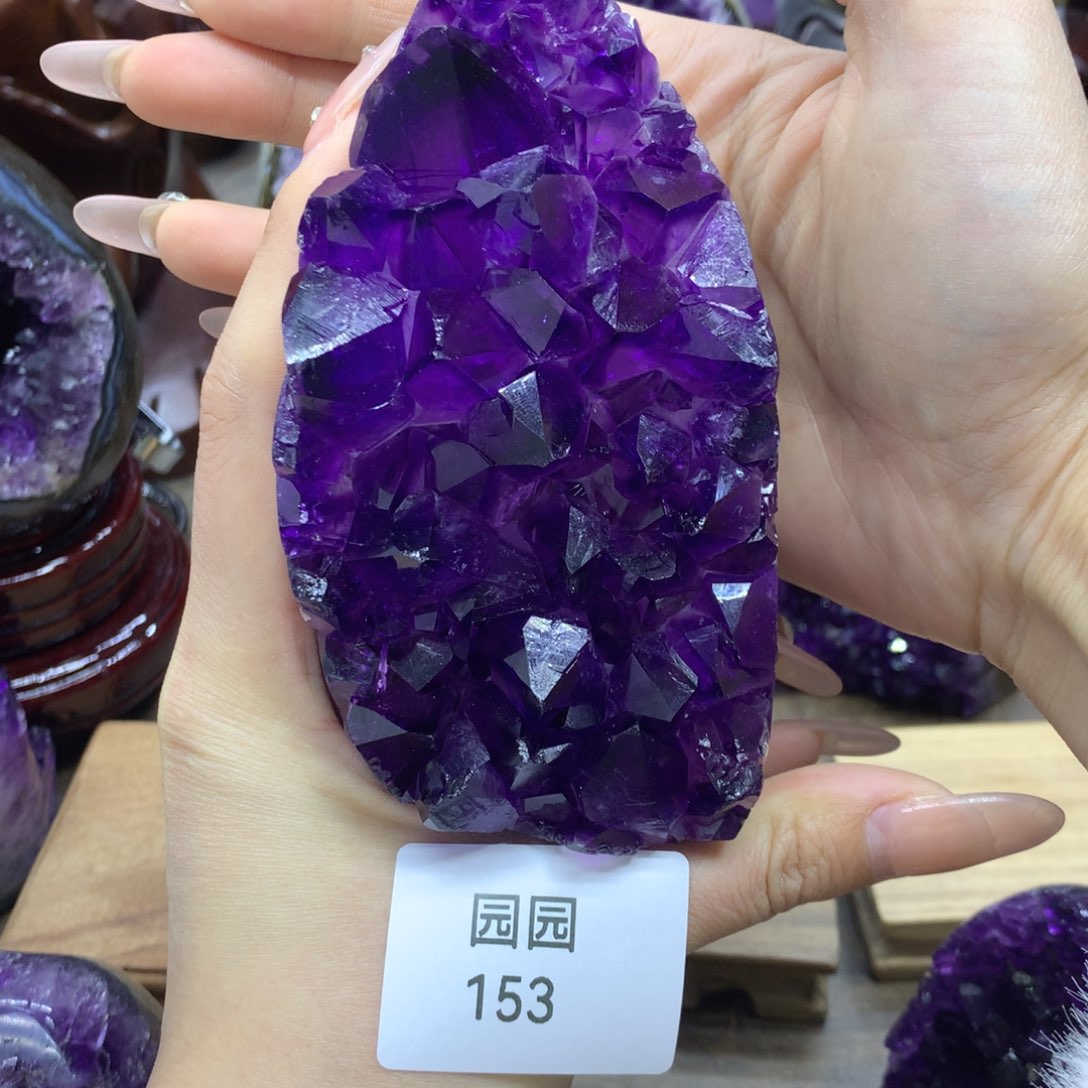 紫晶大型摆件（非配饰）未镶嵌