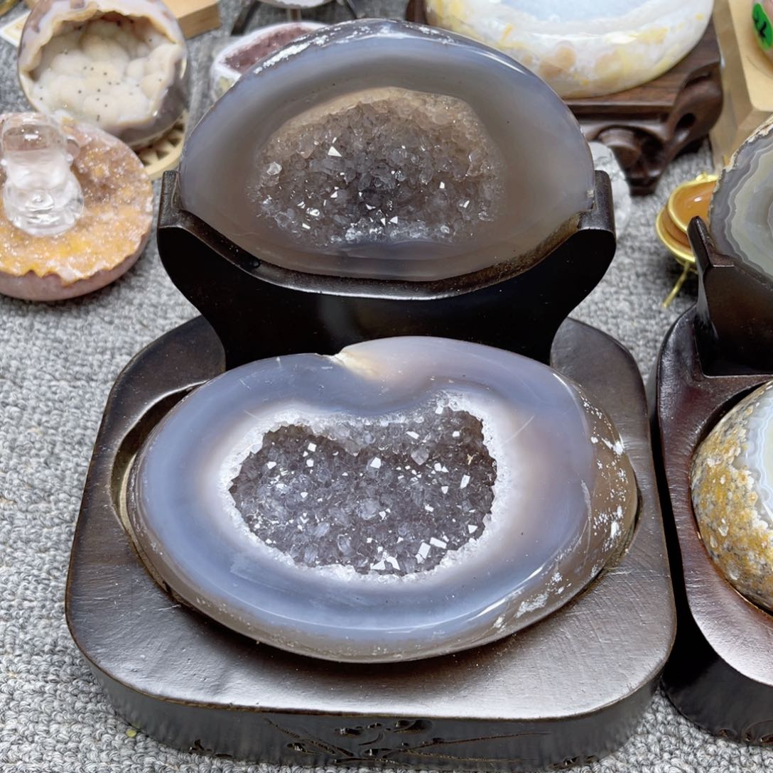 水晶随形（非配饰）未镶嵌A**?