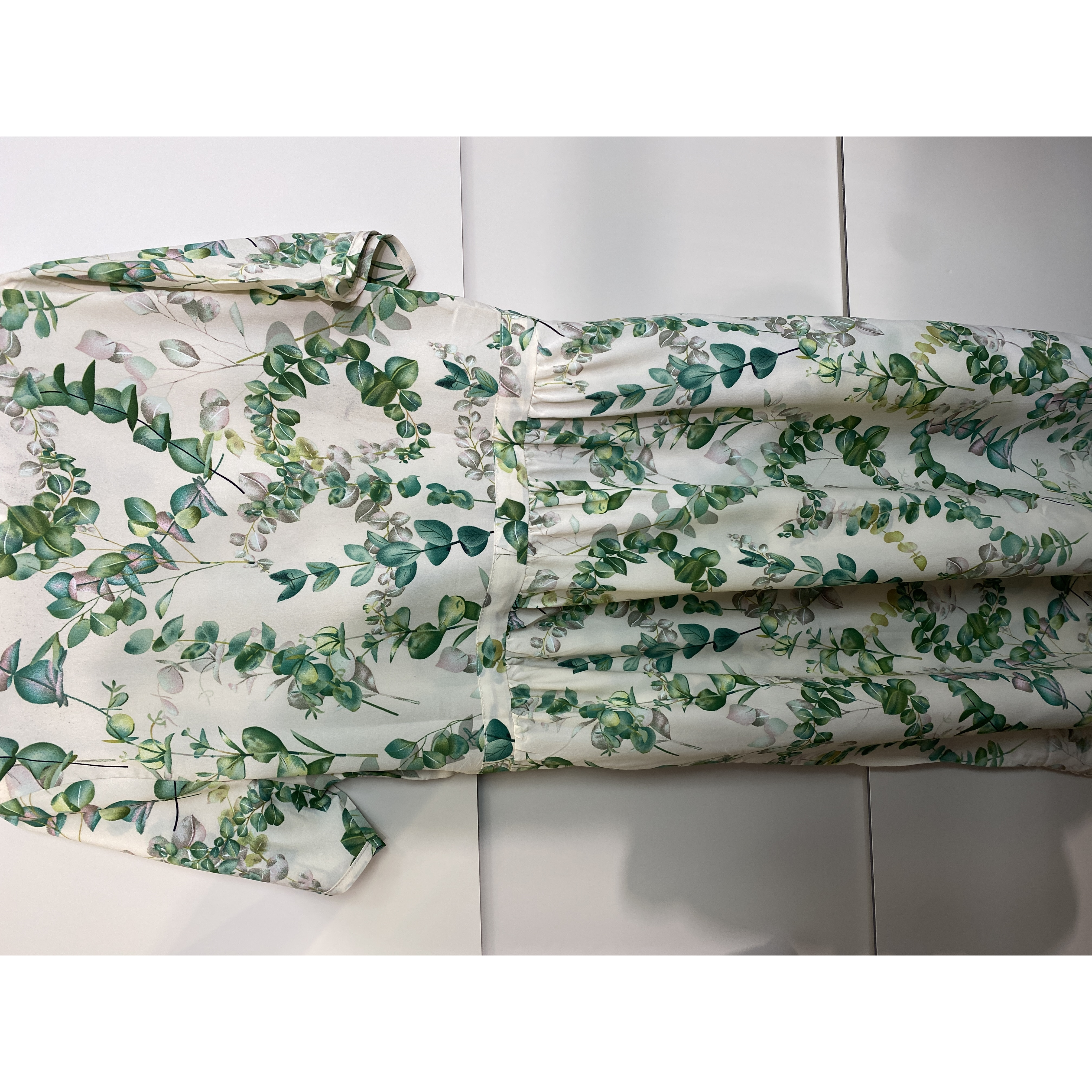 86绿萝叶显瘦透气裙子妈妈装高贵洋气收腰过膝法式气质碎花