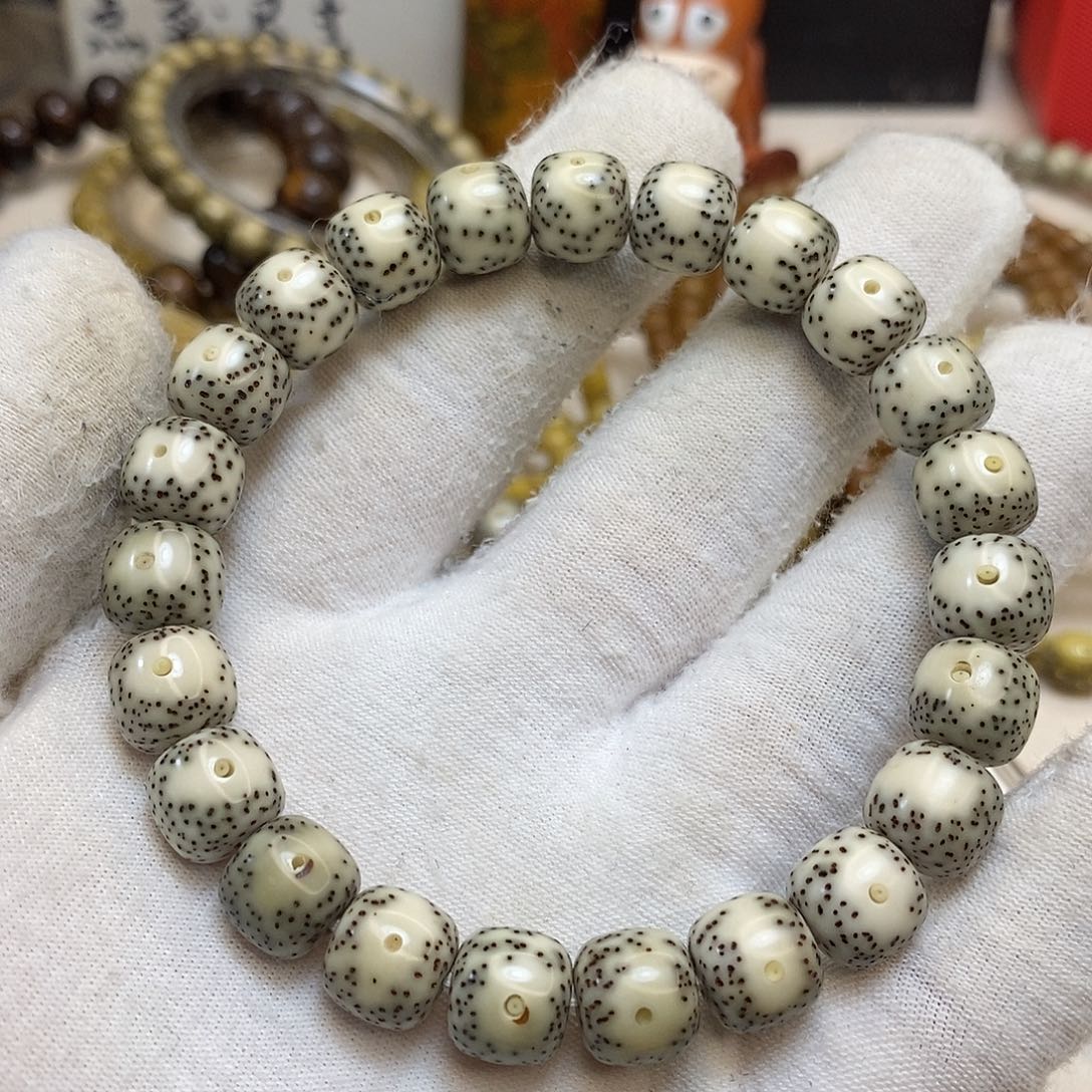 星月菩提吊坠不***春原生态