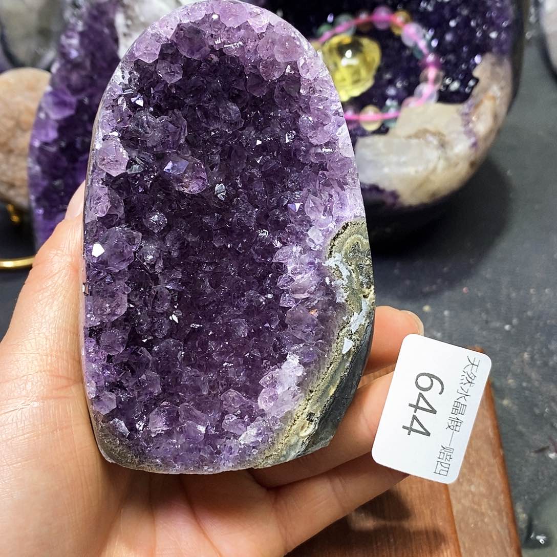 水晶大型摆件（非配饰）未镶嵌