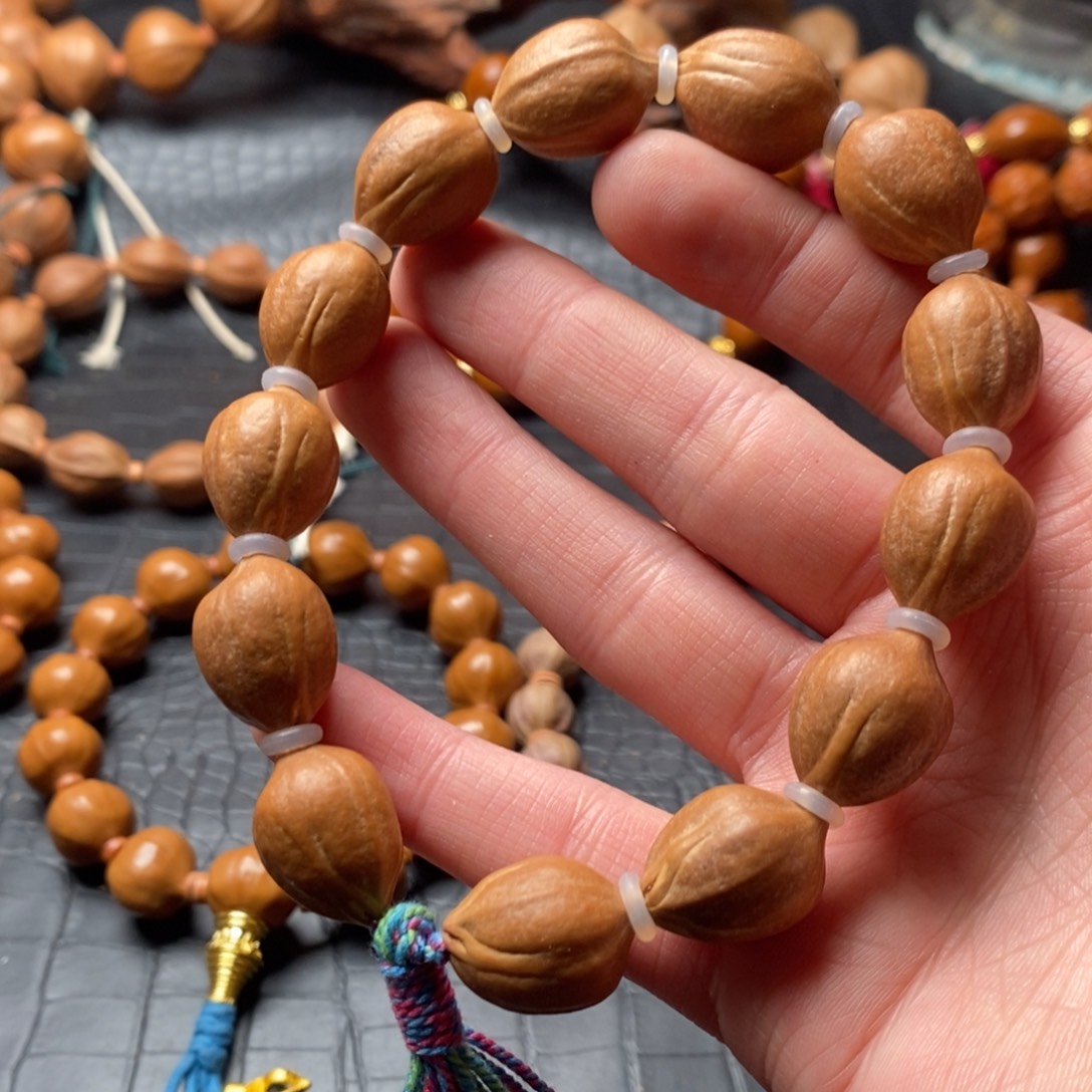 橄榄核吊坠橄榄核