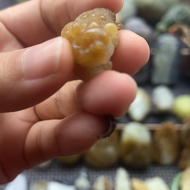 和田玉（糖玉）未镶嵌颈饰