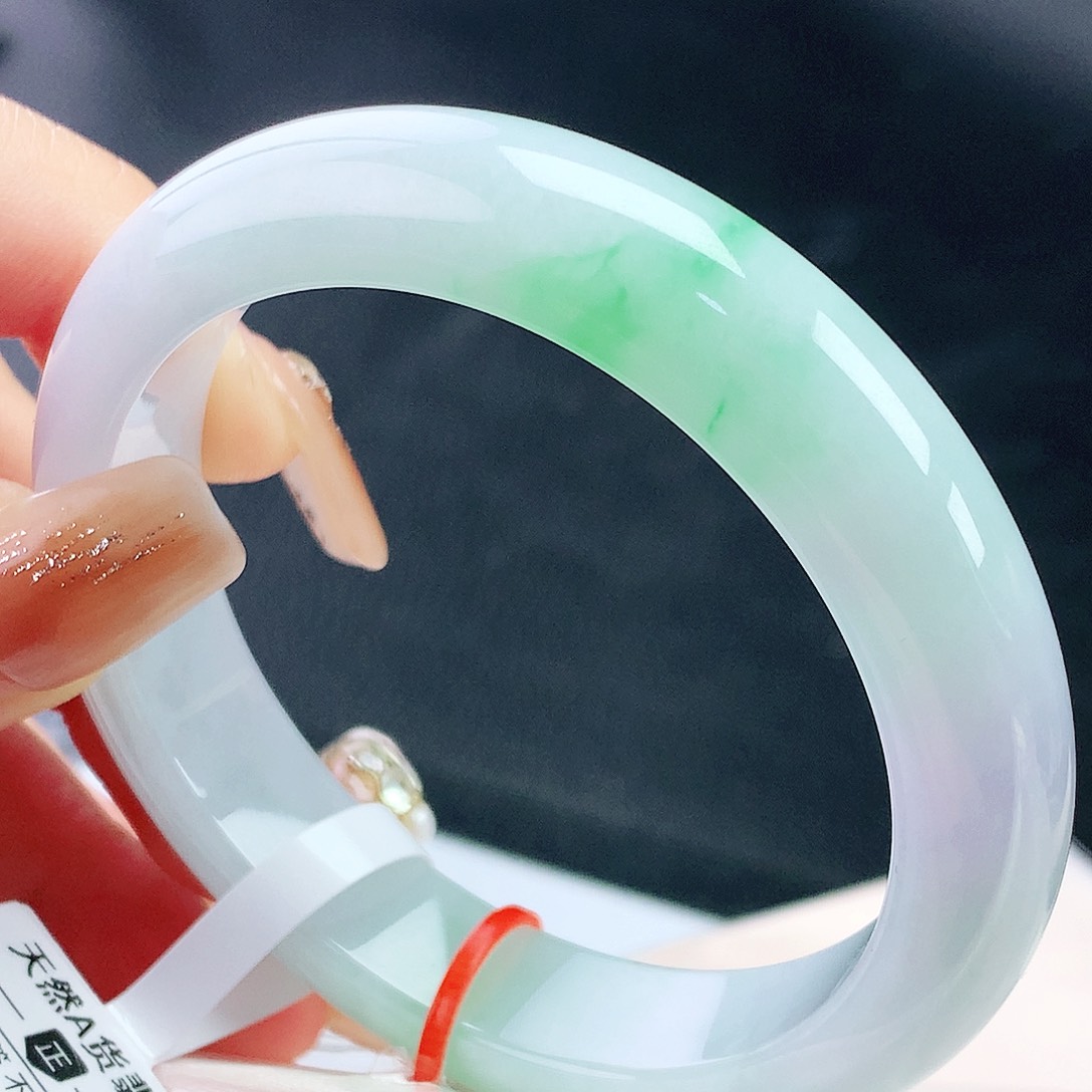 未镶嵌手镯翡翠56圈