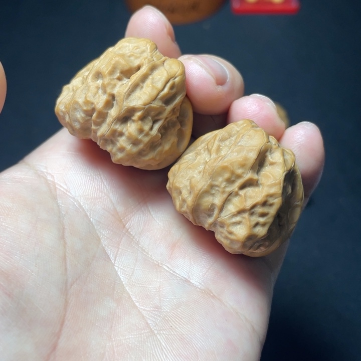 文玩核桃把件蛤蟆头36mm有修