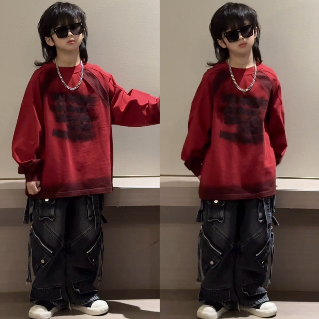 七乐乐家儿童秋冬款个性设计红色宽松潮酷长袖卫衣