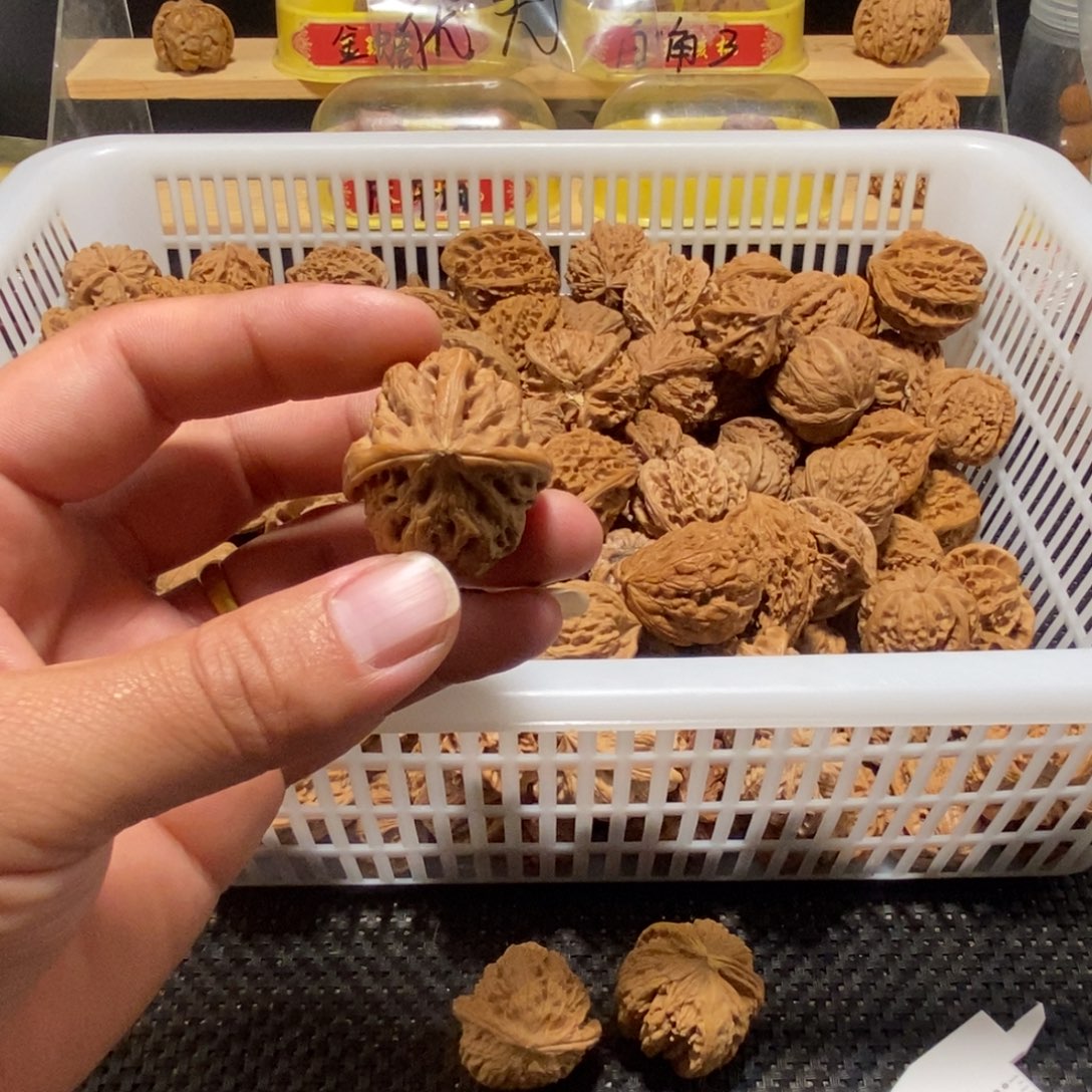 熬***狗核桃异形单只异形