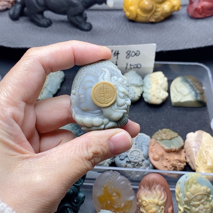 【闪购商品】定制石英质玉吊坠未镶嵌