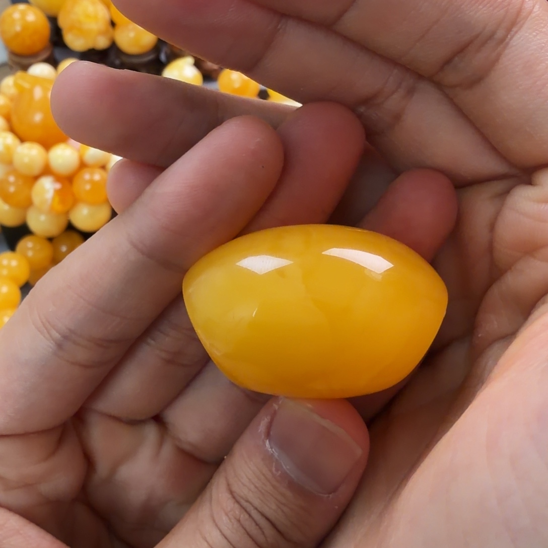 琥珀未镶嵌珠宝奇石14g