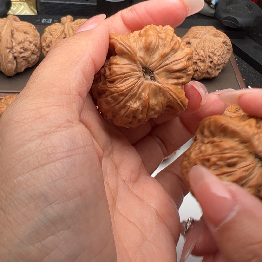 文玩核桃把件血麒麟42