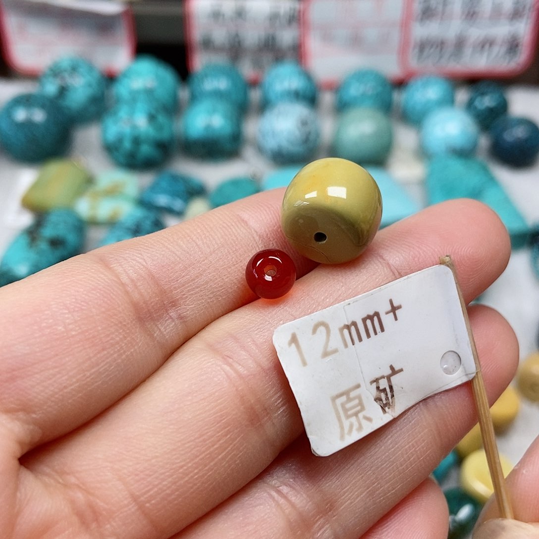 南红玛瑙未镶嵌珠宝半成品