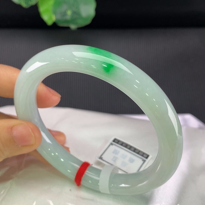 翡翠未镶嵌手镯圆条60