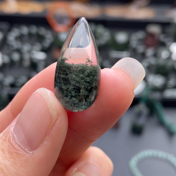 未镶嵌颈饰水晶绿幽灵聚宝盆吊坠