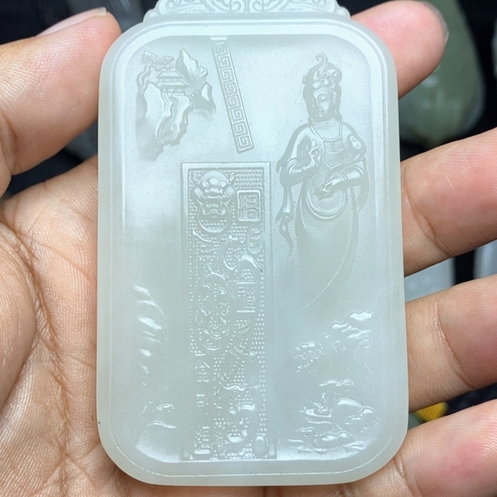 颈饰未镶嵌和田玉