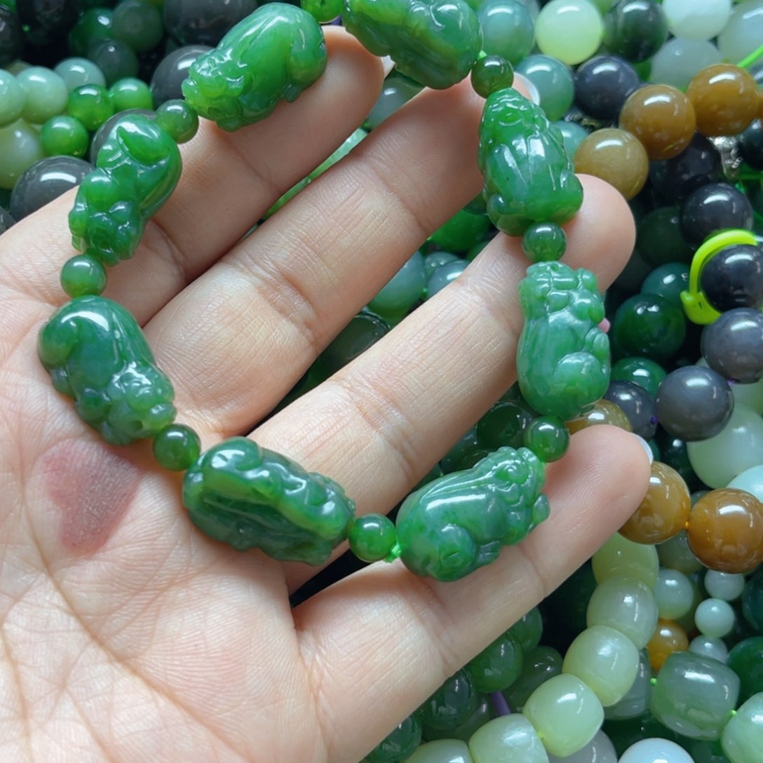 未镶嵌和田玉手链