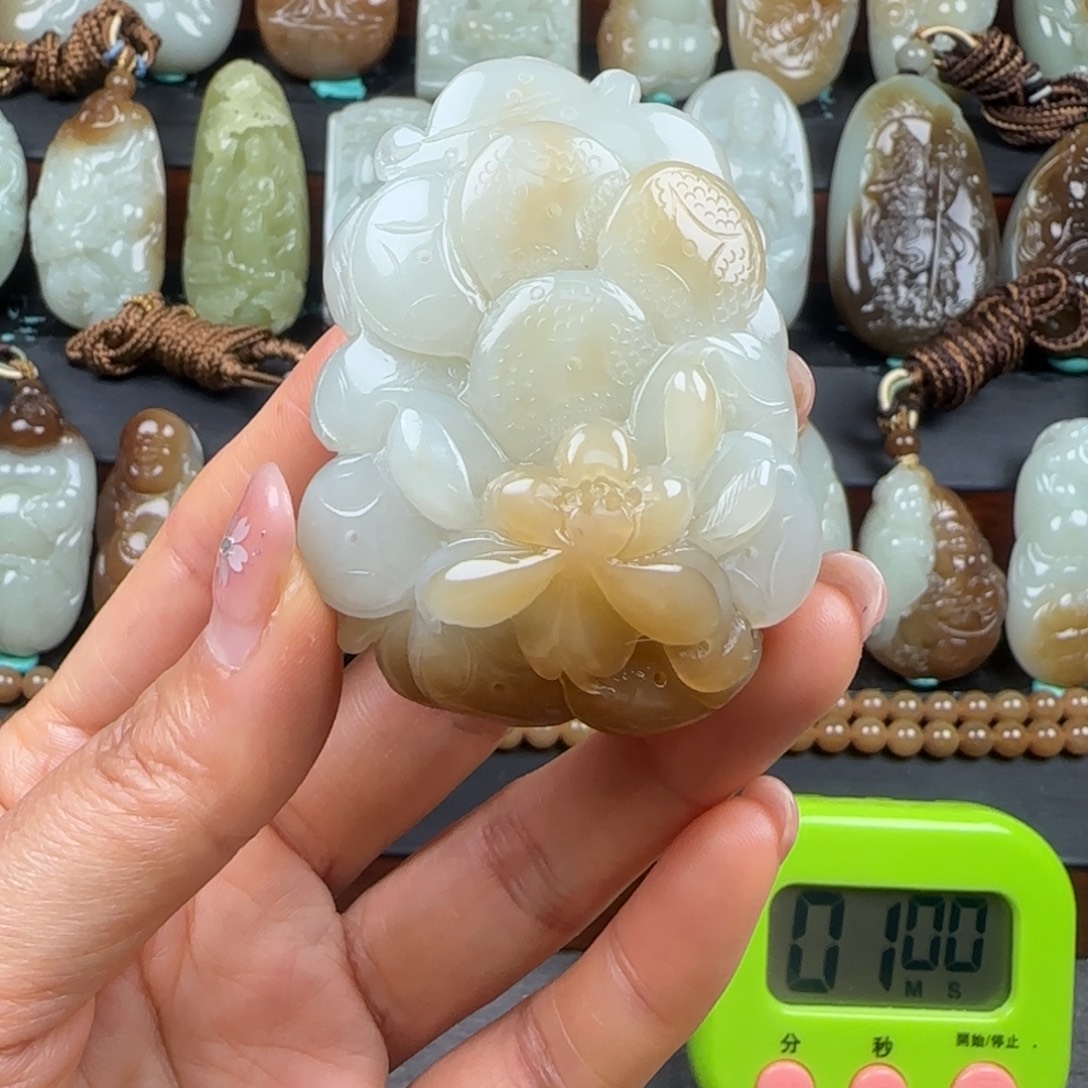 J***N和田玉未镶嵌挂件