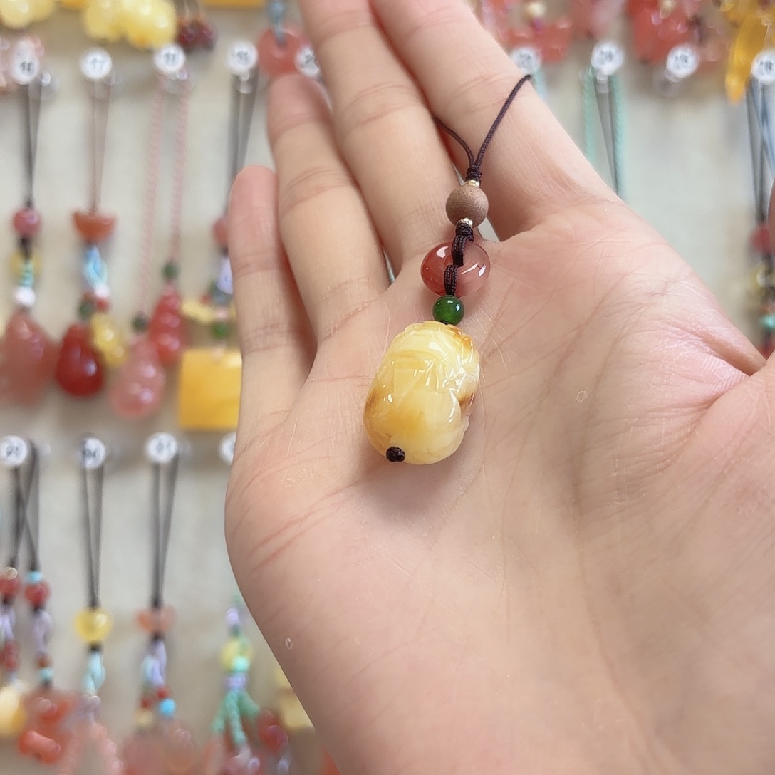 蜜蜡未镶嵌吊坠(不含链)