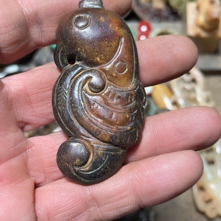 和田玉（糖玉）未镶嵌颈饰