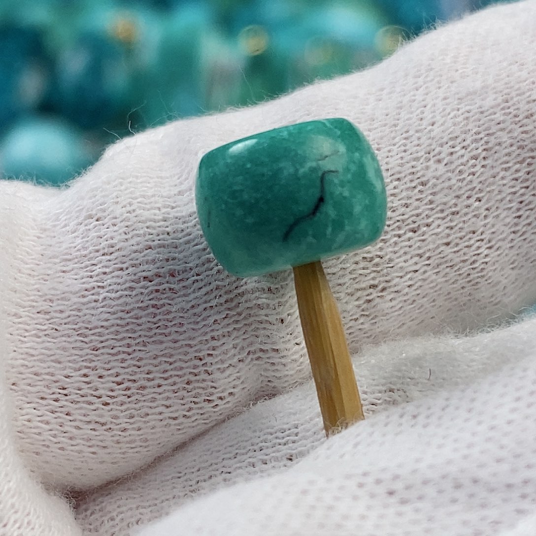 绿松石珠宝奇石未镶嵌z**子