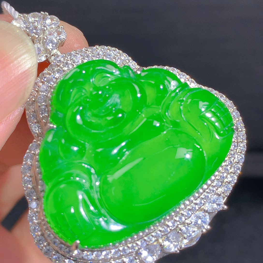 翡翠颈饰银S925镶嵌吊坠