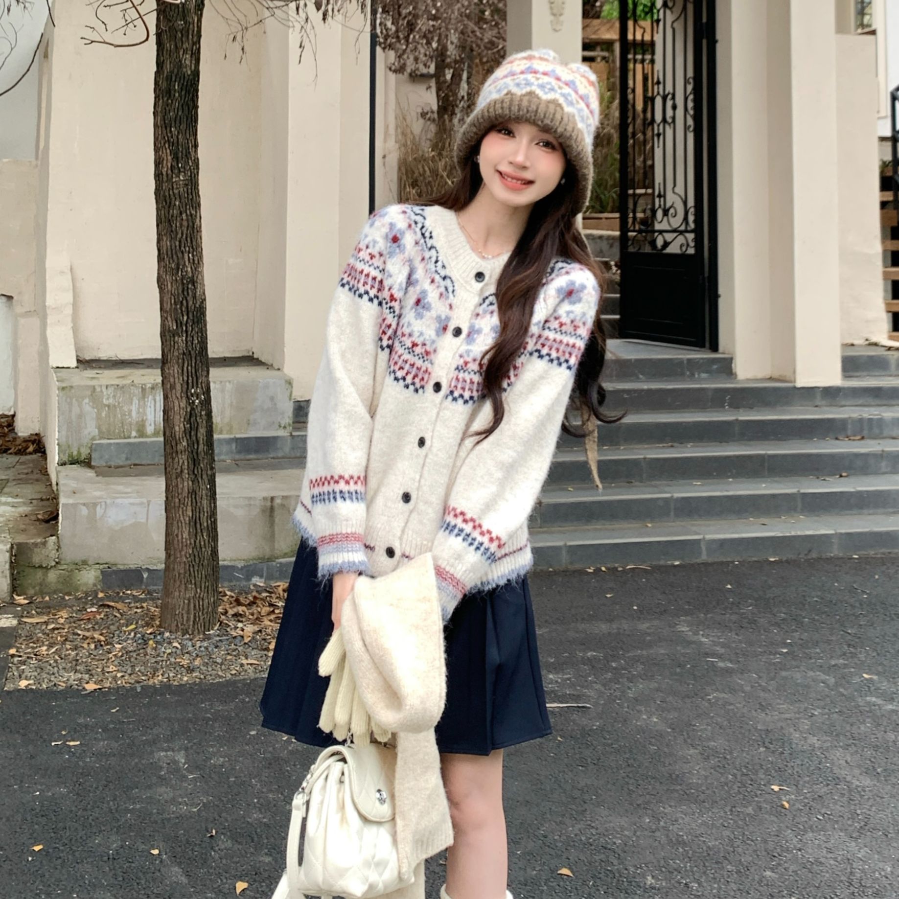 法式洋气宽松圆领长袖针织开衫女秋季新款时尚百搭上衣TU30098