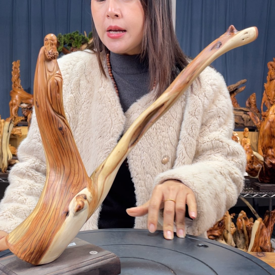 柏木（崖柏）随型摆件