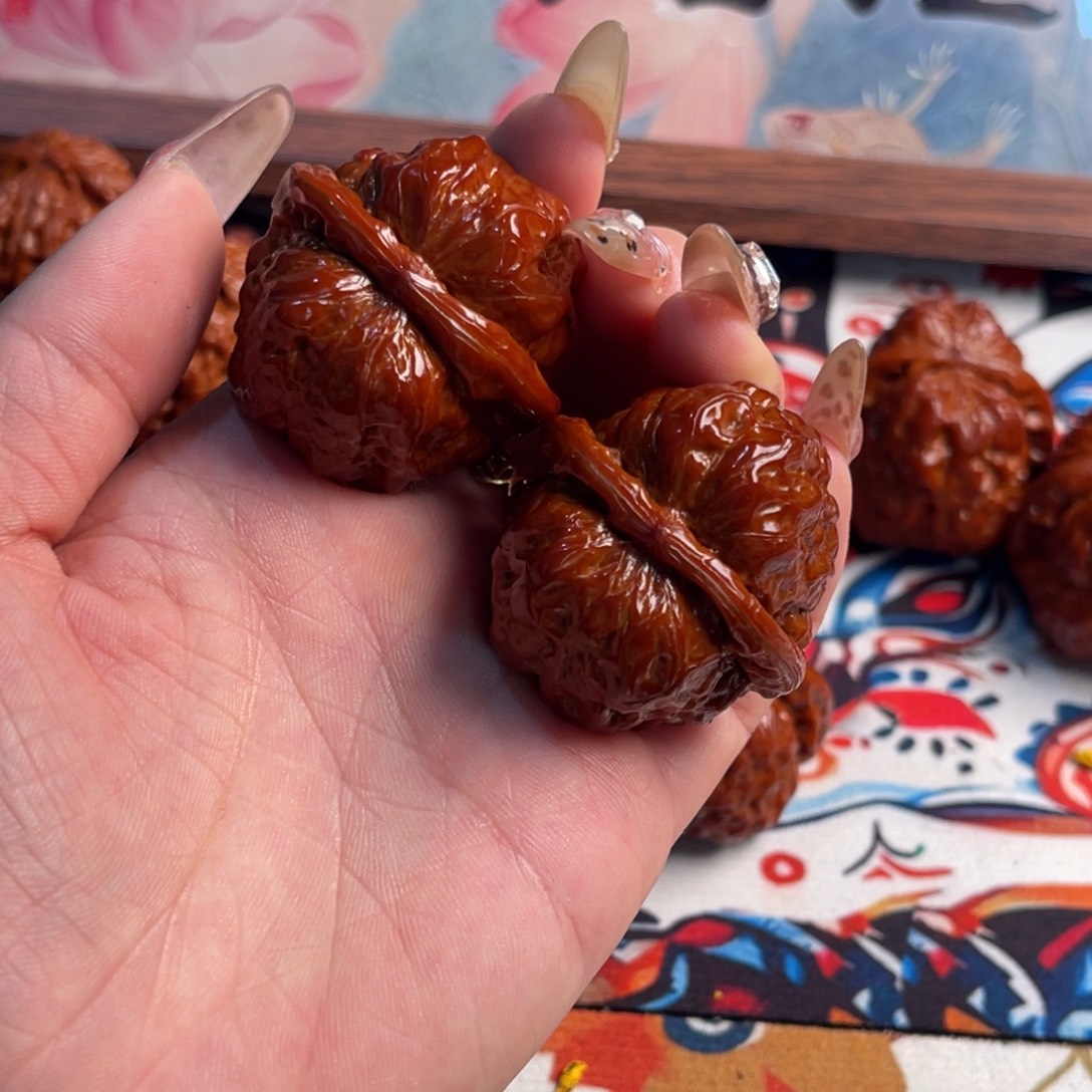 文玩核桃吊坠蛤蟆头38