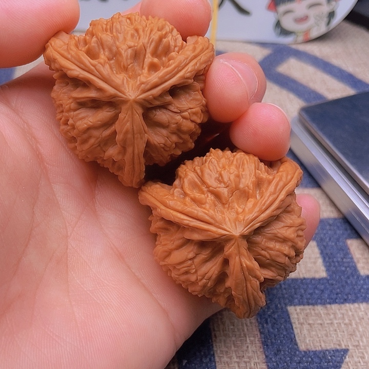 吊坠文玩核桃笙*三棱