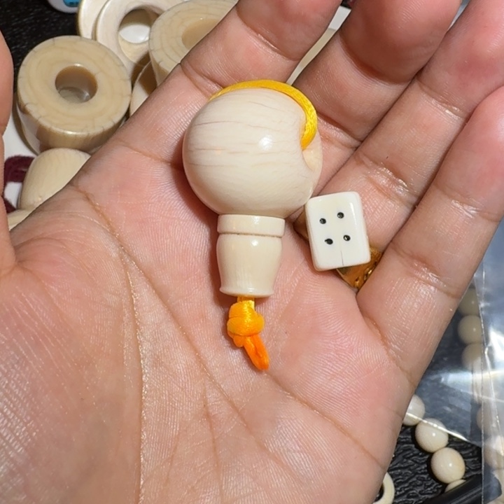 爵***装菩提根/象牙果吊坠