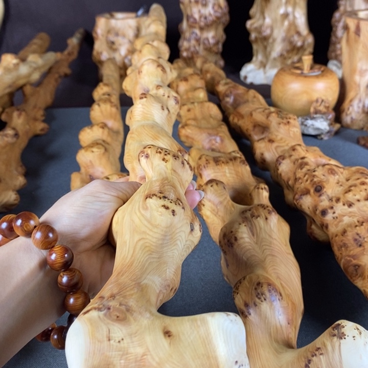 柏木（崖柏）大**水崖柏榴疤