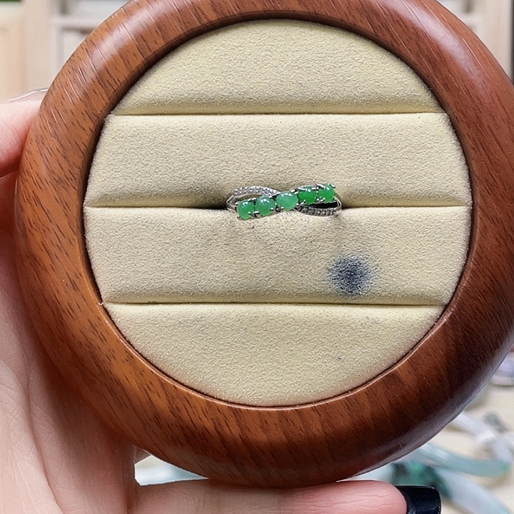 翡翠未镶嵌颈饰天然翡翠